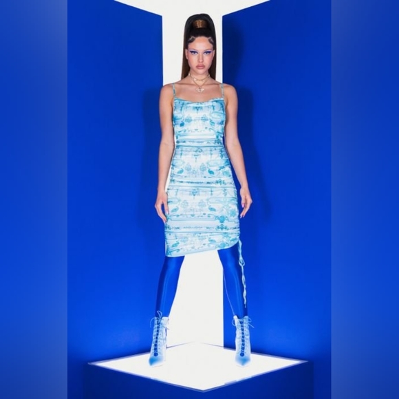 NWT Multi Blue and White Satin Stretch Midi Dress Size Large - Picture 5 of 8